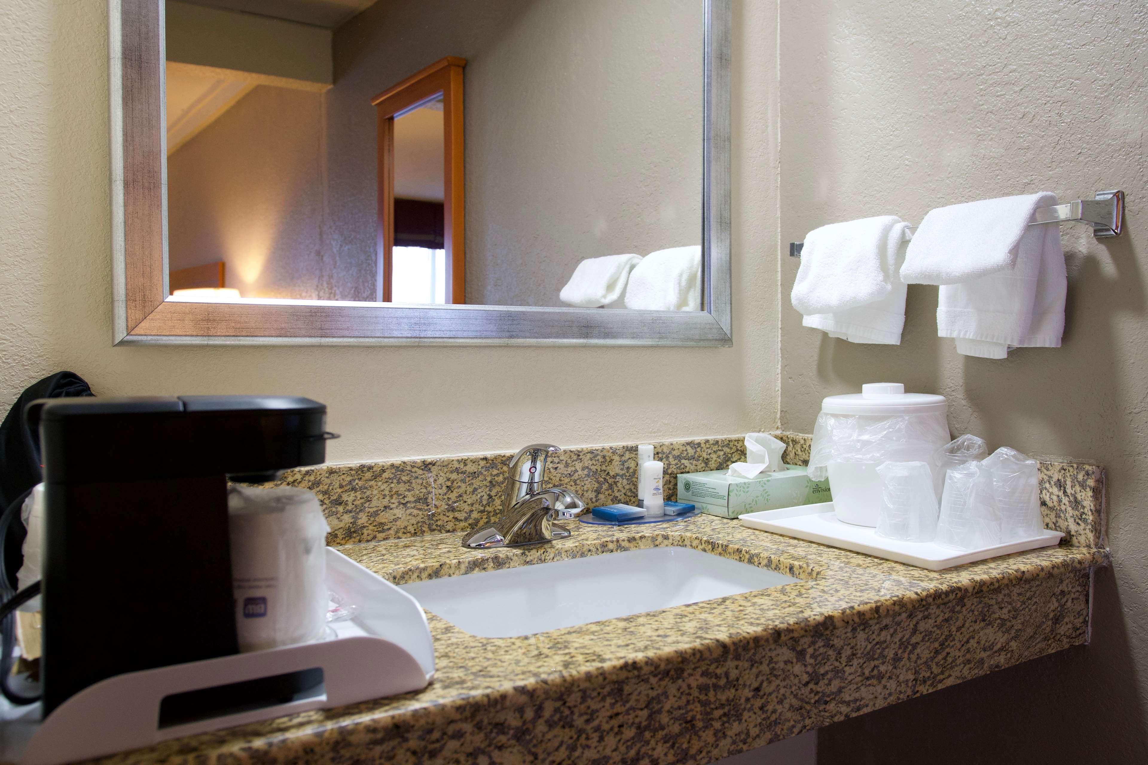Best Western Thunderbird Motel Cookeville Bagian luar foto