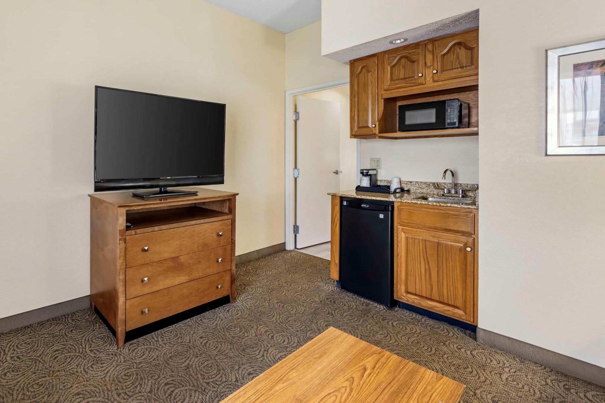 Best Western Thunderbird Motel Cookeville Bagian luar foto